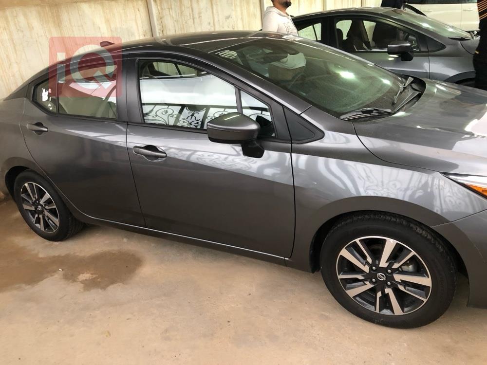 نیسان ڤێرسا